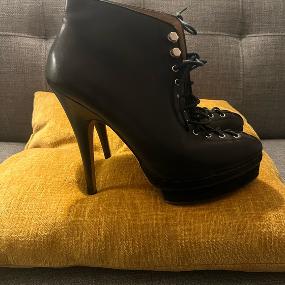 Ann Taylor stiletto bootie heels platform. - Picture 2 of 3